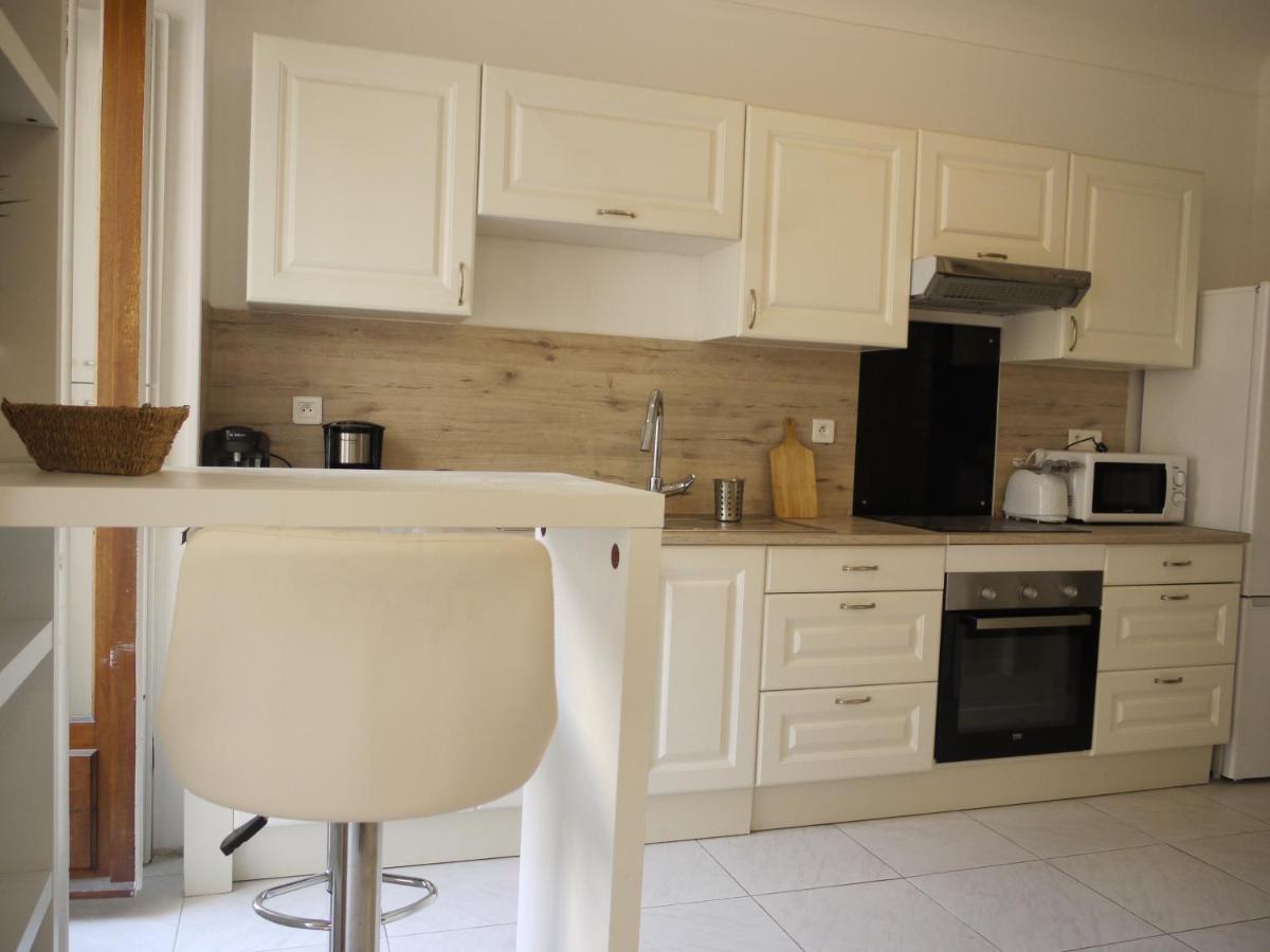 Beach - A Modern Studio Flat In Central Νίκαια Εξωτερικό φωτογραφία